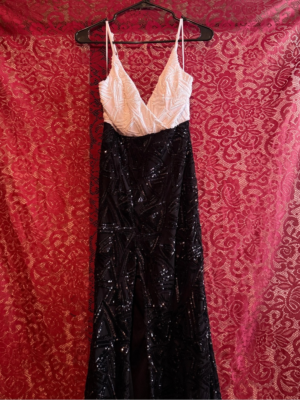 Morning Mist Black White Sequin Geometric Maxi Dress SZ 8 High Slit Formal Gown